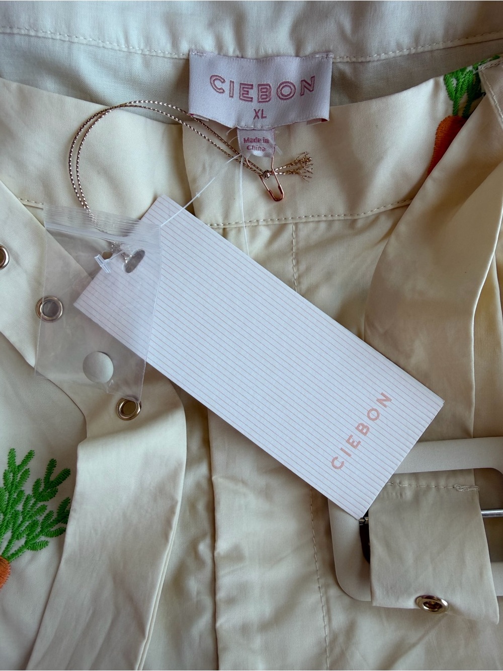 Ciebon Cream Berta Embroidered Veggie Belted Shorts Highwaist Casual XL NWT - Picture 10 of 11